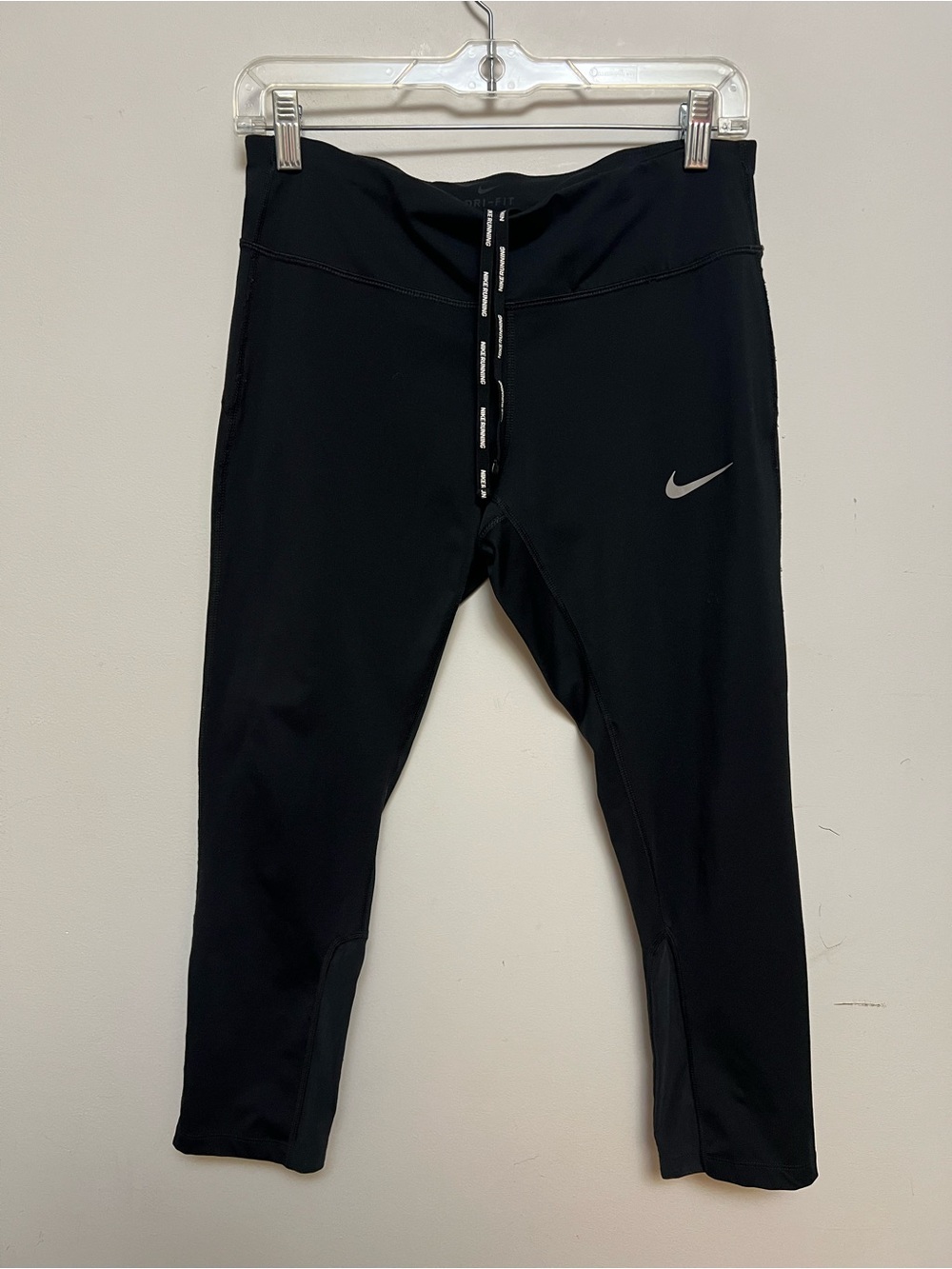 Nike Dri-FIT Black Cropped Running Leggings Size M